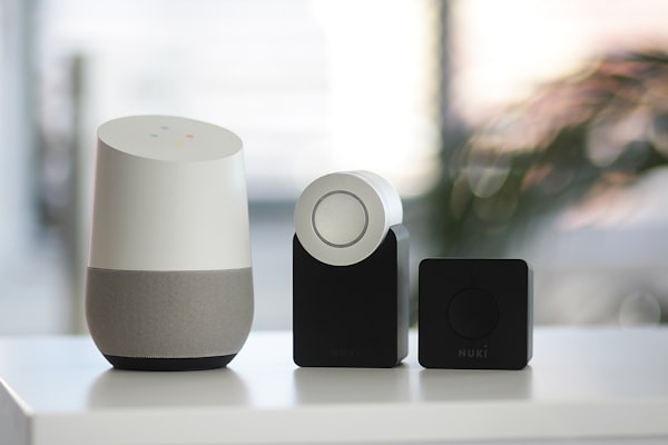 Marla smart home control hub